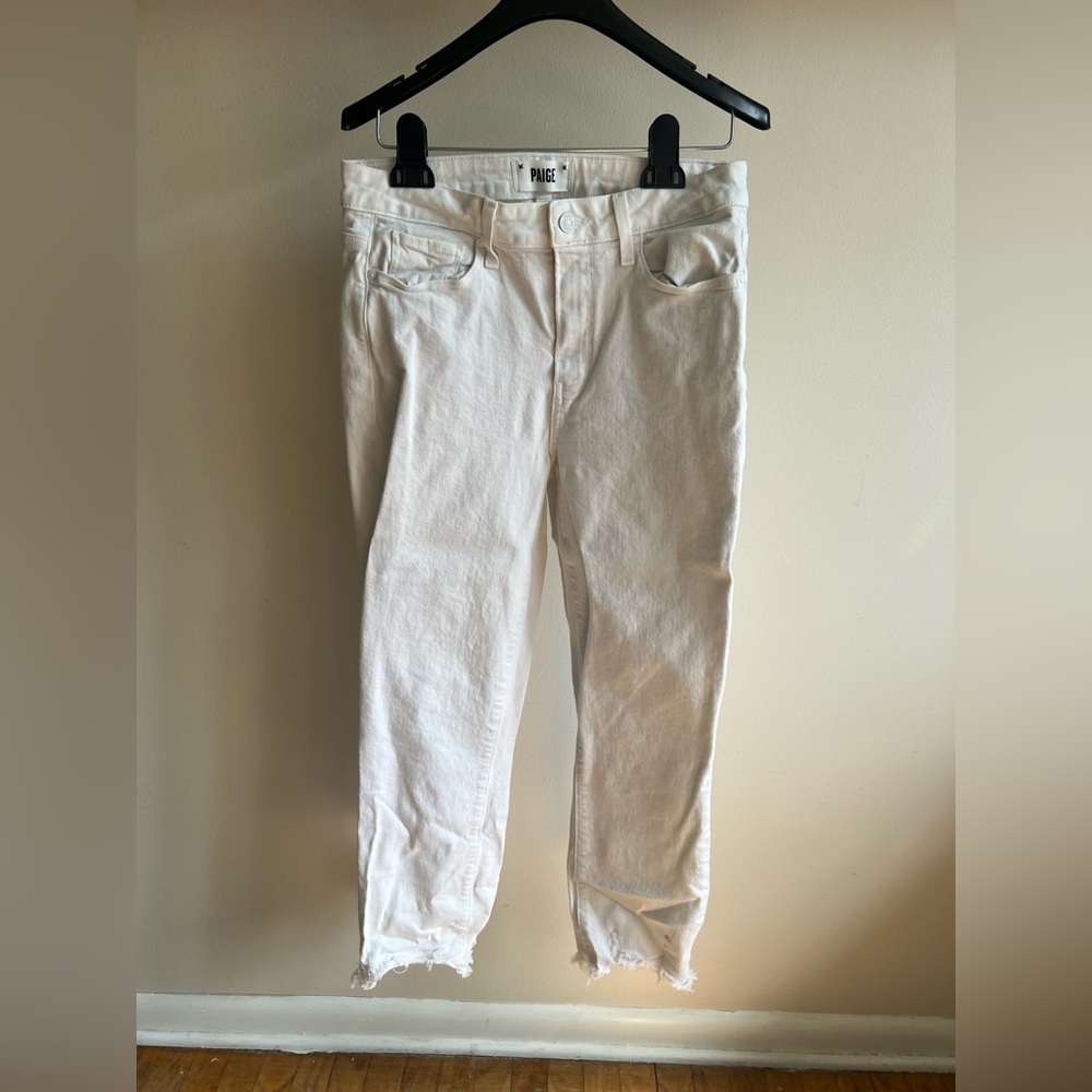 Paige ‘Cindy Crop’ white jean size 28